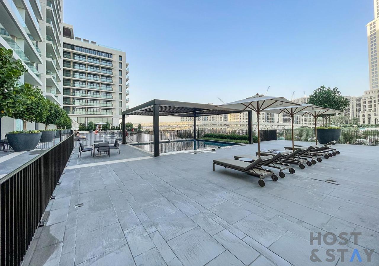 2-br Getaway At Palace Residences, Creek Apartment Dubai