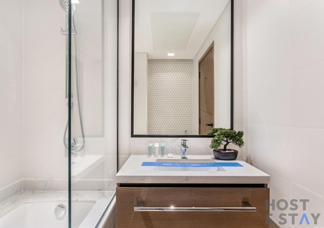 2-br Getaway At Palace Residences, Creek *