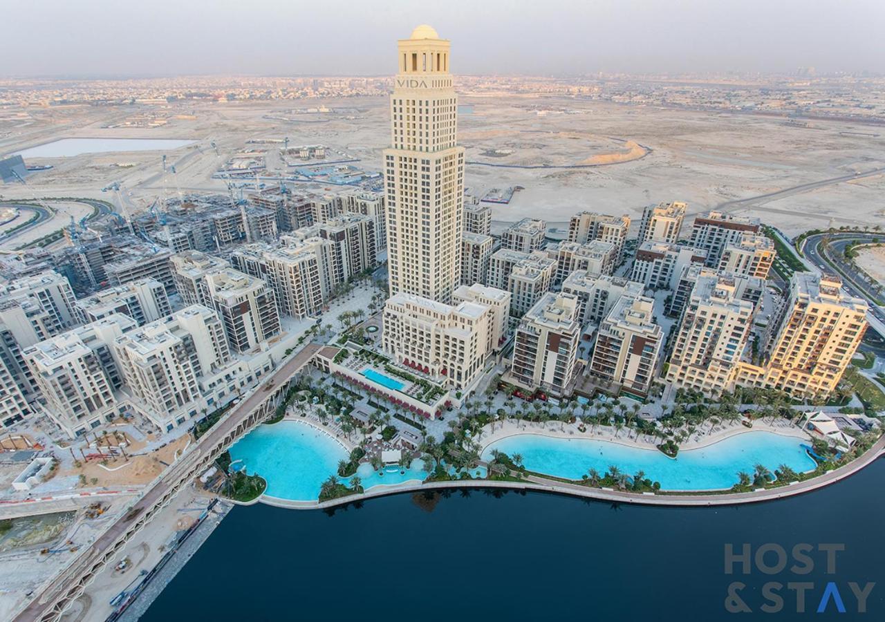 2-br Getaway At Palace Residences, Creek